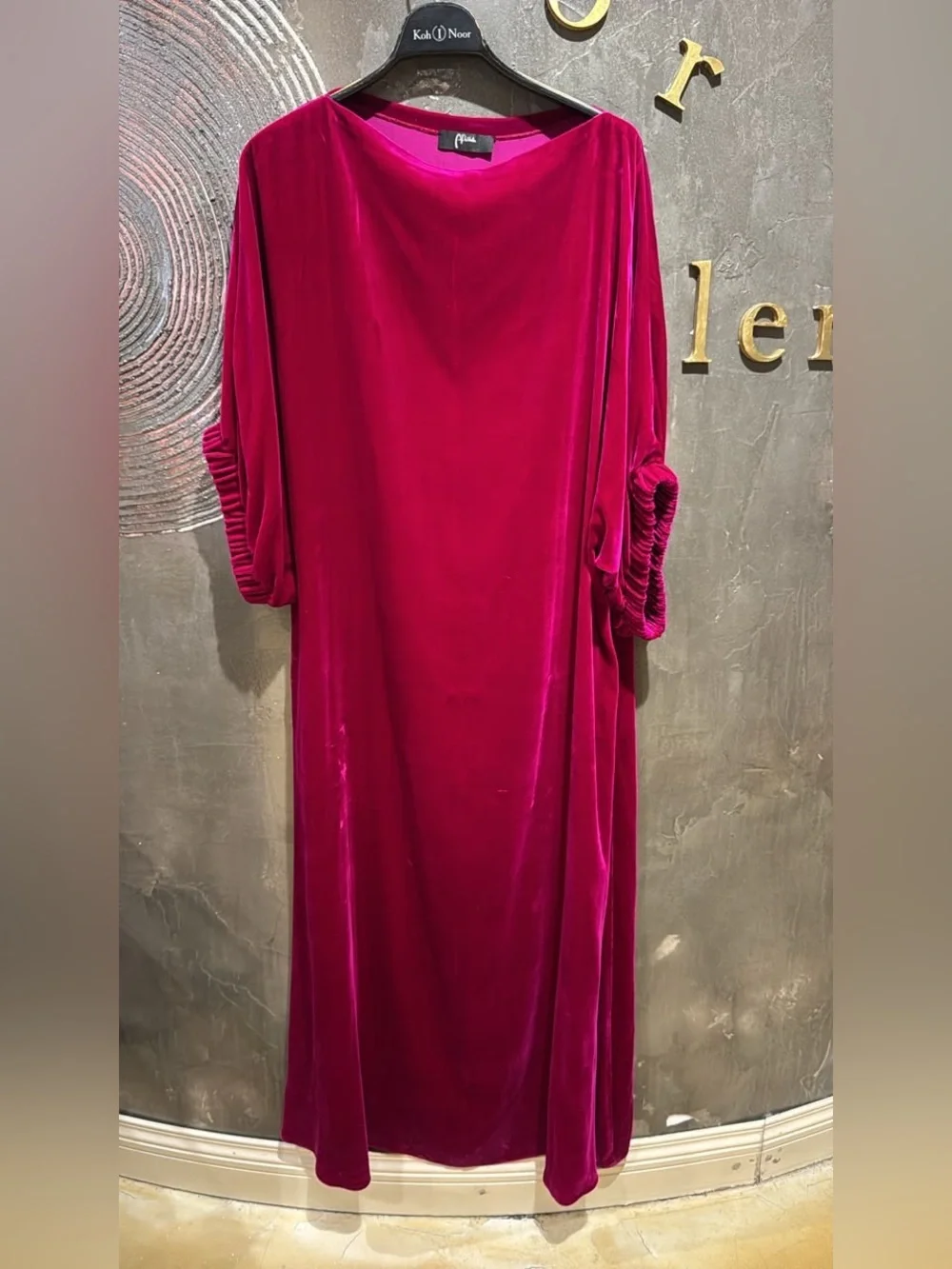 Source Unknown Hot Pink Velvet Top - Picture 1 of 6
